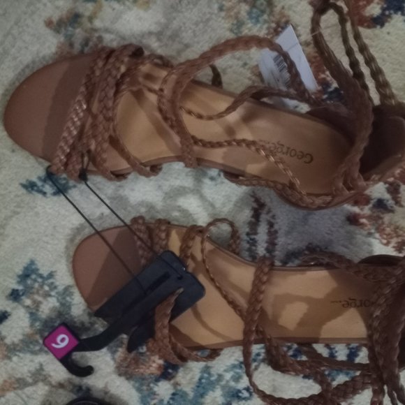 Brown Strappy Kitten Block Heeled Sandals -Size 6 - Picture 2 of 2